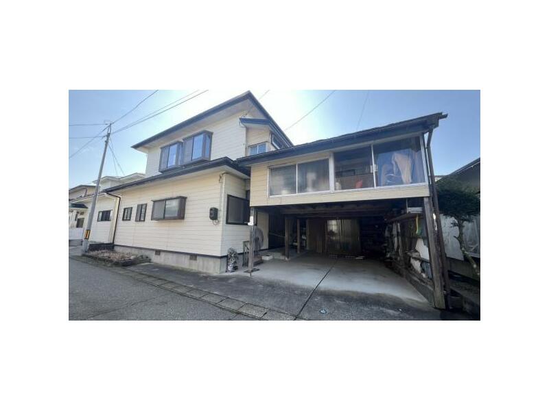 20-minute walk from JR Ou Main Line "Yoritsukaya" Station