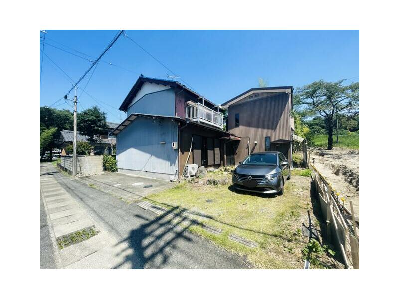 Ichinomiya City, Kiso River-cho Satokomaki Aza Kamikawahara (Kuroda Station) 2-story 6LDK