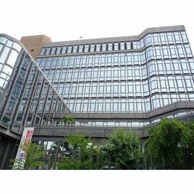 大阪市中央区役所 距離:402m