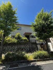 アットホーム】神戸市北区 泉台5丁目（北鈴蘭台駅） 2階建 5LDK