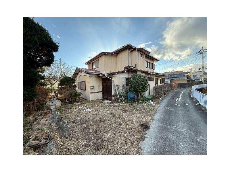 Oaza Isemachi, Nakanojo Town, Agatsuma District (Nakanojo Station) 2-story 6DK