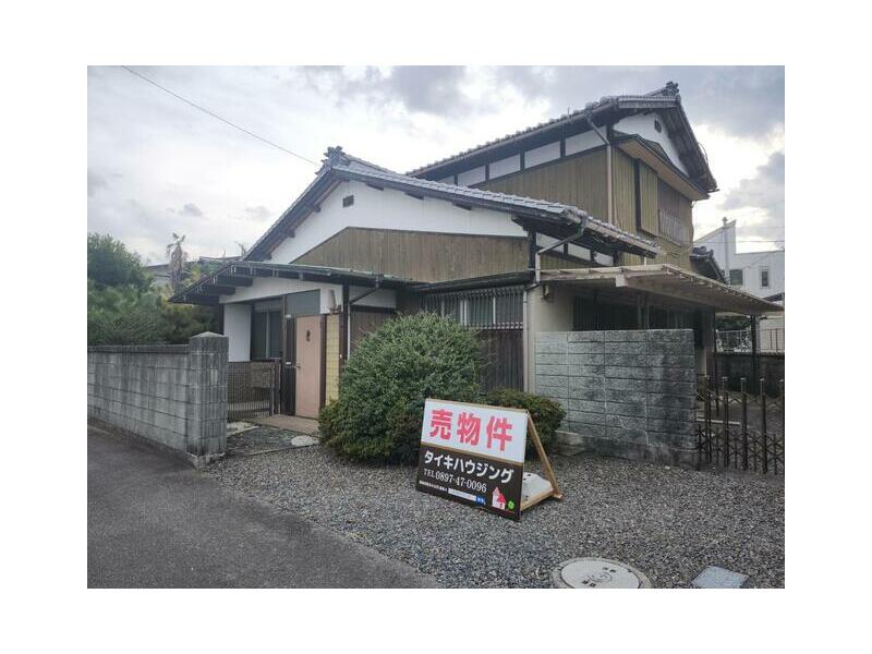 Saijo-city Enkaiji (Mibugawa Sta.) 2F 6DK

5.8 million yen