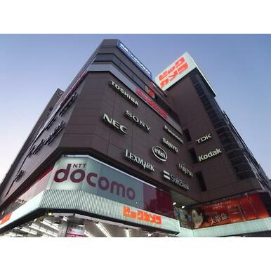 ビックカメラ名古屋駅西店(家電量販店) 距離:1,400m