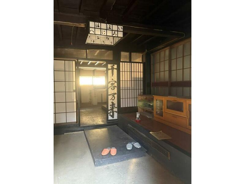 Hosaka-cho Miyakubo, Nirasaki-city (Nirasaki Sta.) Single story house, 7DK

Nirasaki City