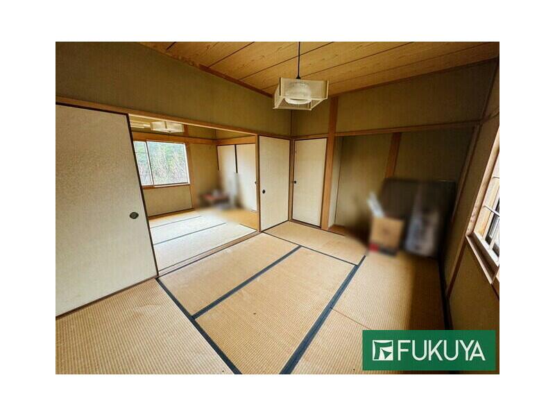 Kitakomatsu, Otsu-shi, Otsu (Omi Maiko station) 2F 2LDK

2F 2LDK 4.8 million yen