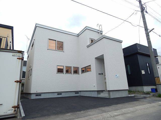 アットホーム 札幌市清田区 美しが丘二条８丁目 2階建 ４ｌｄｋ 札幌市清田区の新築一戸建て 提供元 札幌宅商 株 本店 一軒家 家の購入