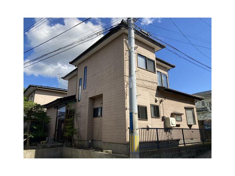 JR Ou Main Line "Kami-Iijima" Station 15 minutes on foot