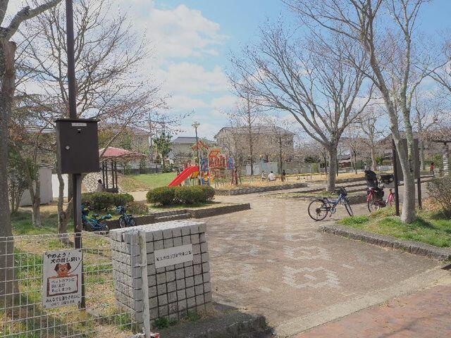 アットホーム 三田市 富士が丘2丁目 フラワータウン駅 2階建 4ldk 三田市の中古一戸建て 提供元 東急リバブル 株 三田ウッディタウンセンター 一軒家 家の購入 アットホーム 三田市 富士が丘2丁目 フラワータウン駅 2階建 4ldk 三田市の中古一戸建て 提供元 東急リバブル 株 三田ウッディタウンセンター 一軒家 家の購入