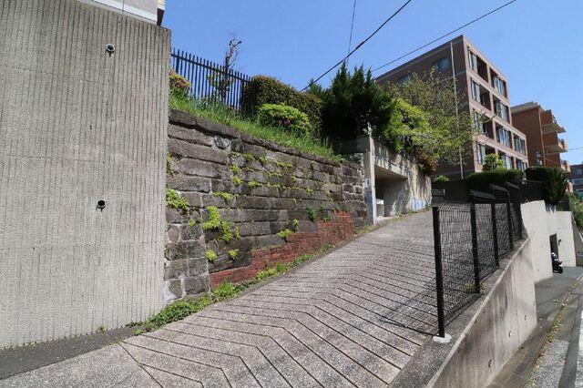 アットホーム 横浜市中区 根岸旭台 根岸駅 住宅用地 横浜市中区の土地 売地 宅地 分譲地など土地の購入情報 アットホーム 横浜市中区 根岸旭台 根岸駅 住宅用地 横浜市中区の土地 売地 宅地 分譲地など土地の購入情報
