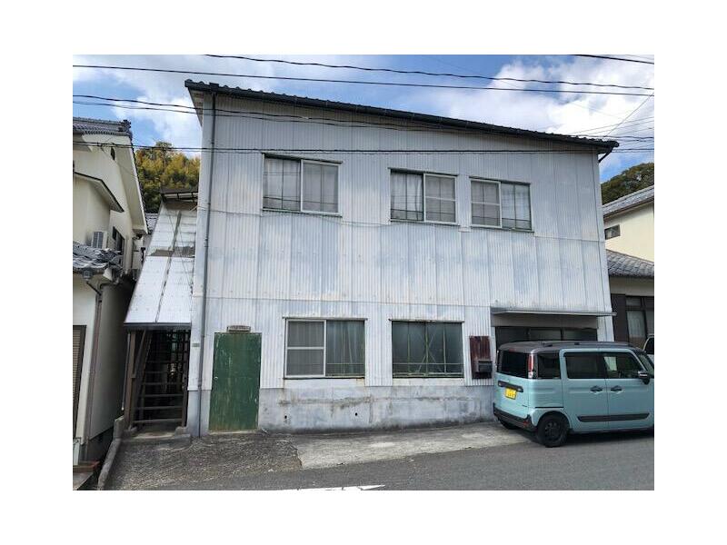 Nika West Kamicho, Kure City (Nika Station) 2-story 7SDK