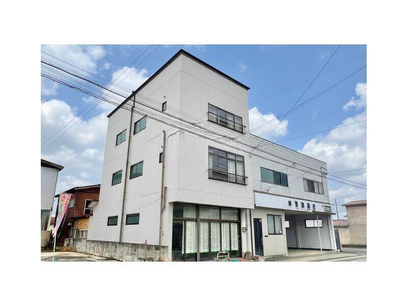 Shirakawa City Sakuramachi 3-story 7DK