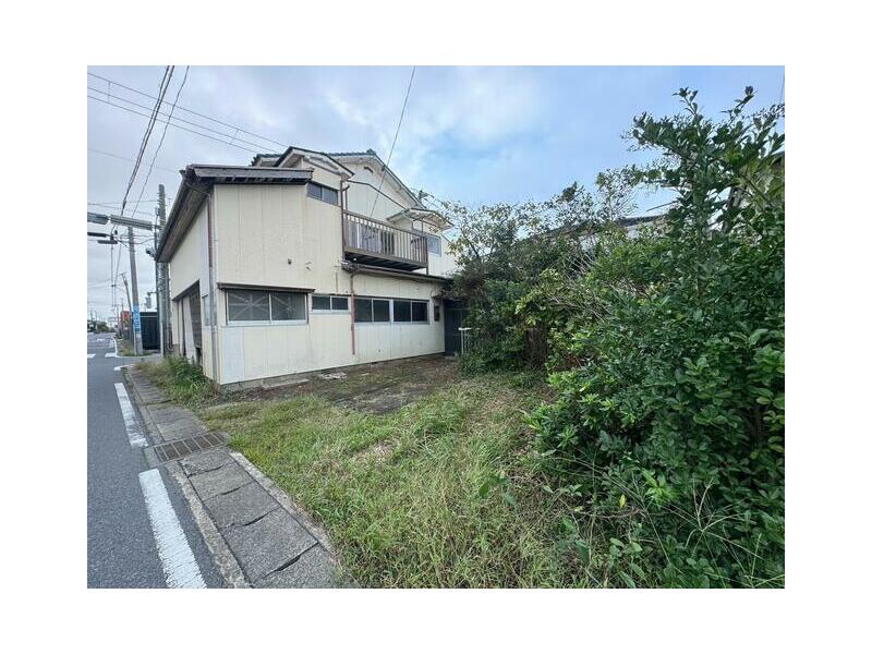 Sanbu City, Honzuka (Naruto Station) 2-story building 5DK