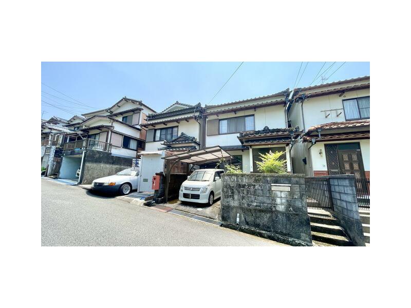 Kochi City, Ichinomiya Higashimachi 3-chome 2-story building 4DK