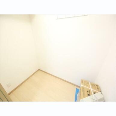 洋室5.08帖 S2.03帖 つなげても仕切っても使えます