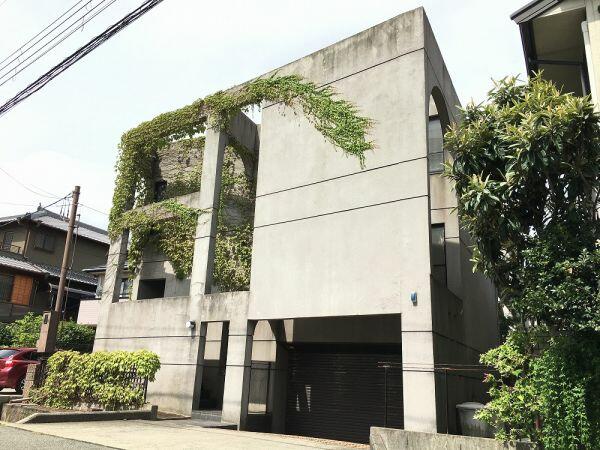 アットホーム 川西市 小戸１丁目 川西能勢口駅 地上2階地下1階建 ７ｓｌｄｋ 川西市の中古一戸建て 提供元 日本住宅流通 株 川西店 一軒家 家の購入