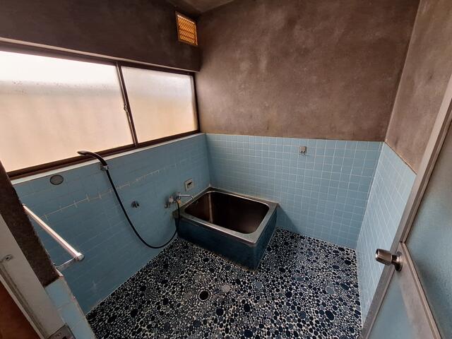 Niiya district, Nakasho-cho, Innoshima, Onomichi City; 2-story building; 5DK &mdash; photo 3