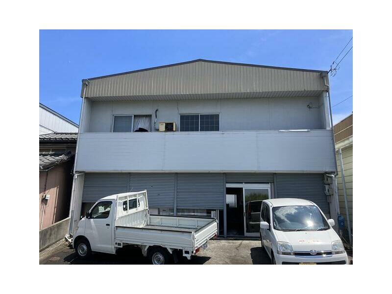 Tokushima City, Ayakui Town, 2-chome (Ayakui Station) 3-story building 7DK