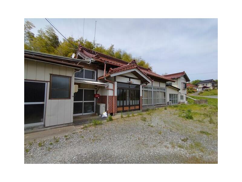 2F 7DK in Kesennuma-shi Karakuwa-cho Kamikura

2,000,000 yen