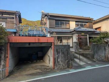 アットホーム】土佐市 家俊（襟野々駅） 2階建 6DK[1169503329]土佐