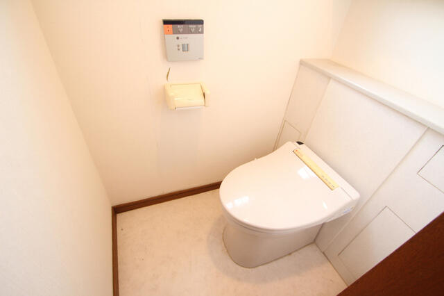 アットホーム 塩付ビル ３ｃ １ｌｄｋ 提供元 株 洞口 ルームセレクト神宮前店 名古屋市昭和区の賃貸マンション
