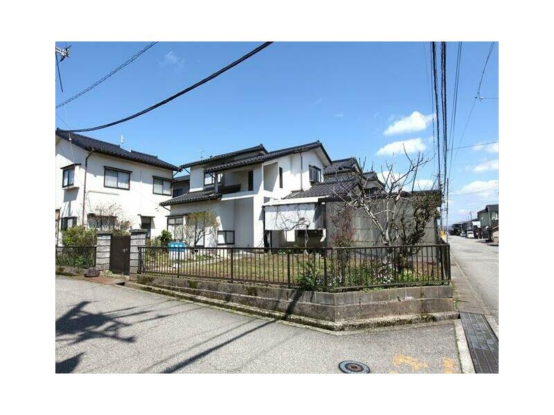 Katabata, Tsubata Town, Kahoku District (Tsubata Station) 2-story 4LDK