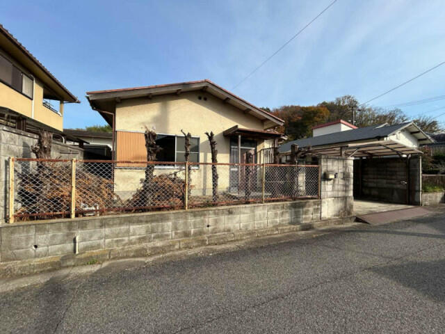 Takamatsu, Kagawa property