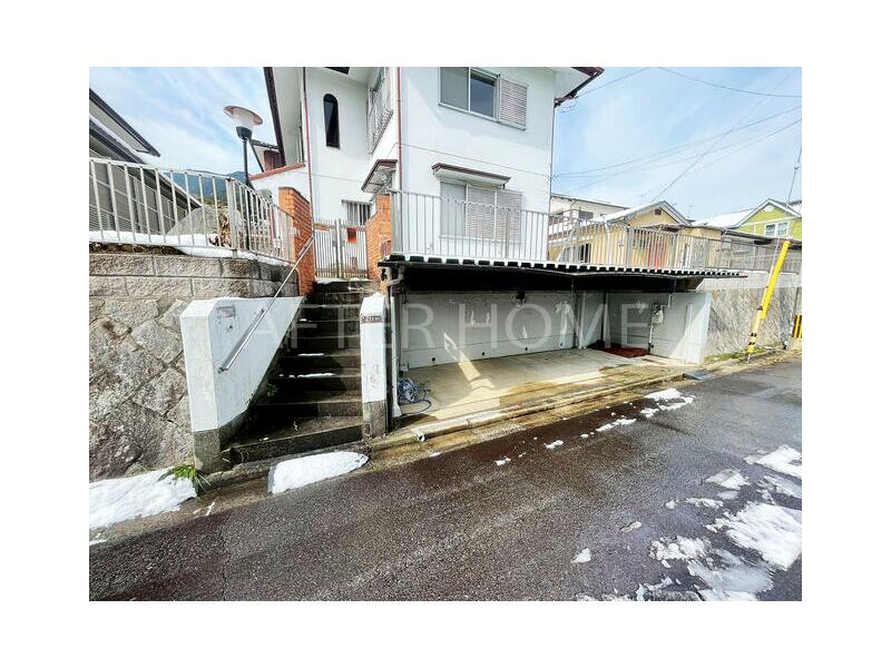 Otsu City, Sakamoto 8-chome (Sakamoto Hieizan-guchi Station) 2-story building 5LDK