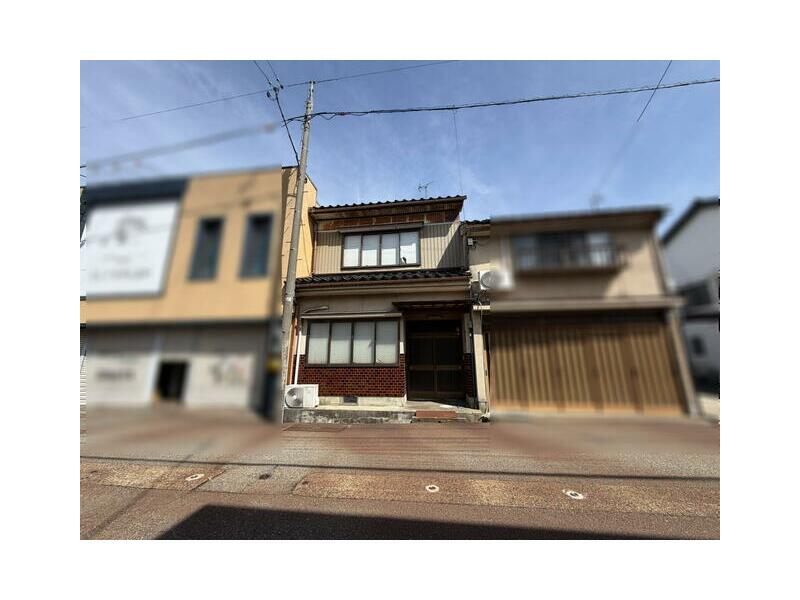 Imizu City, Honmachi 2-chome (Daiichi Inn Shinminato Cross Bay Mae Station) 2-story building 6K