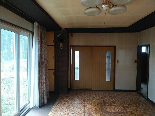 美唄市 字開発原野(美唄駅) 2階建 4LDK 3