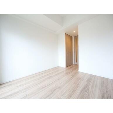 洋室7.0帖 クローゼット付(収納充実してます)