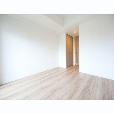 洋室7.0帖 クローゼット付(収納充実してます)