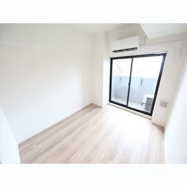 洋室7.0帖 クローゼット付(収納充実してます)