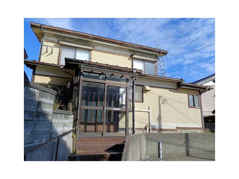 Joetsu City, Gochi 2-chome (Naoetsu Station) 2-story building 5LDK