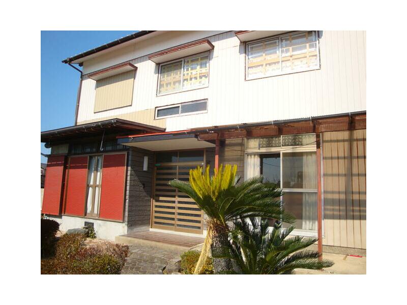 Yahatanishi Ward, Kitakyushu City, Maruo-cho (Orito Station) 2-story building 7SDK