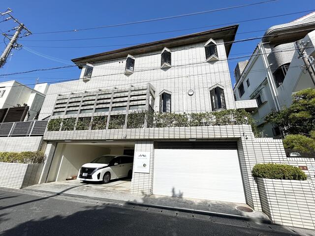 Cheap house for sale in Urasoe, Okinawa