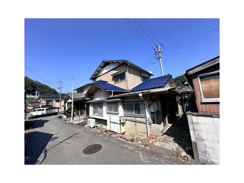 Keishou Town, Yahatanhigashi Ward, Kitakyushu City (Space World Station) 2-story 7DK