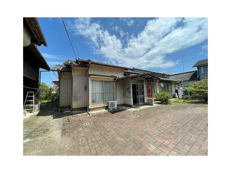 Usa-shi, Usa (Toyomae Nagasu Sta.) Single story house, 5DK

5DK 5,500,000 yen