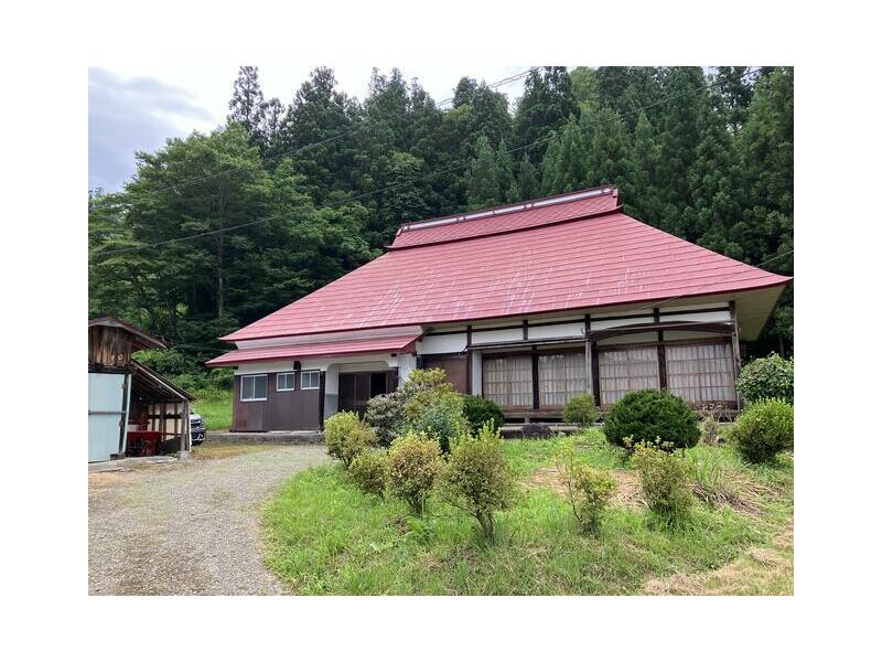 Yama-gun Nishi-Aizu Town Shingo Oaza Sasagawa Aza Kamie (Uenoshi Station) Single-story 5DK