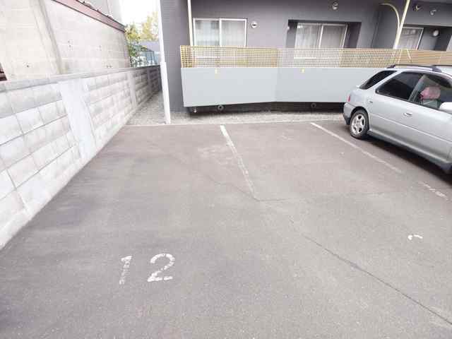 アットホーム サイラム雅 ４０２ ２ｌｄｋ 提供元 アパマンショップ南郷７丁目店 株式会社 ｅｓｔａｔｅｑ 札幌市白石区の賃貸マンション