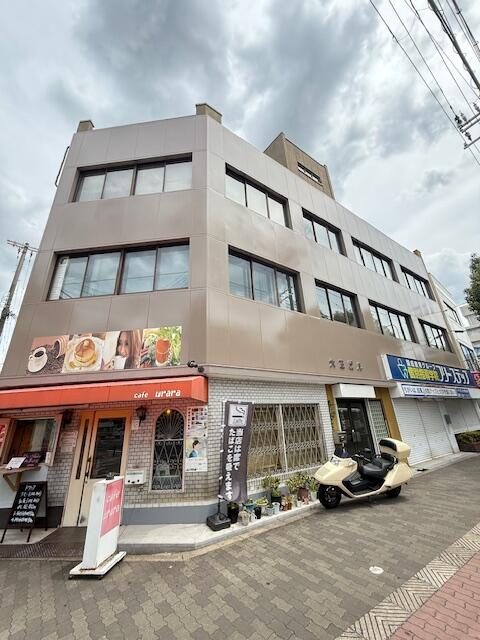 ホンダバモス×空き店舗 7782 ホンダ バモス ホビオ HJ2 ミッション AT E07Z 79,817km