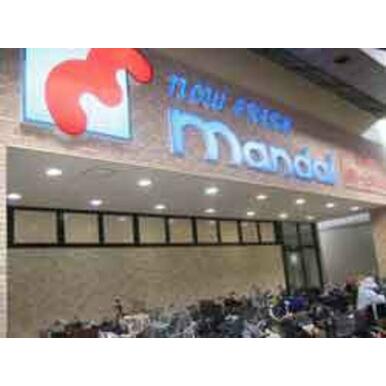 万代寝屋川店 距離:999m