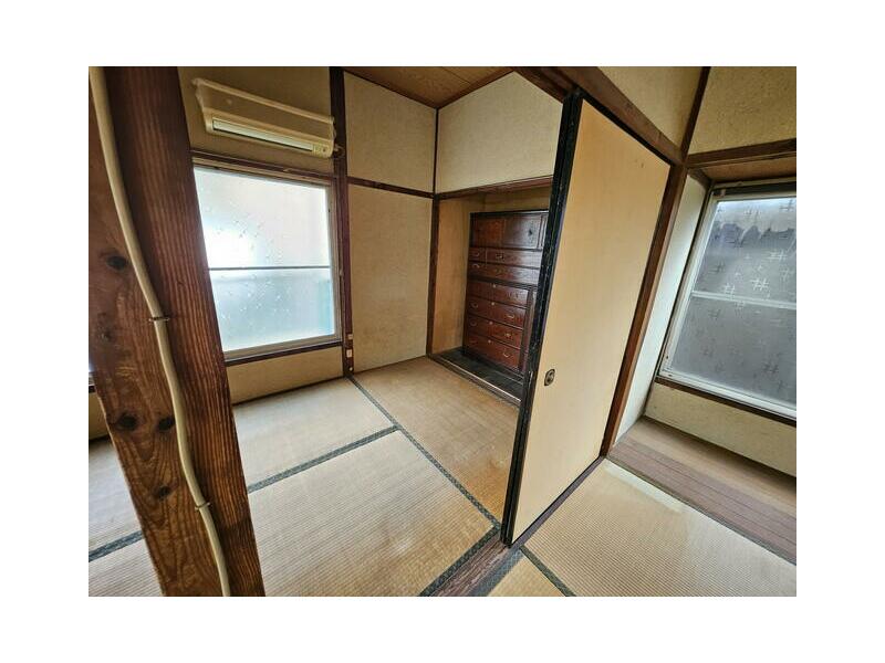 Minami-Awaji-shi, Fukura Otsu 2F 4K

680,000 yen