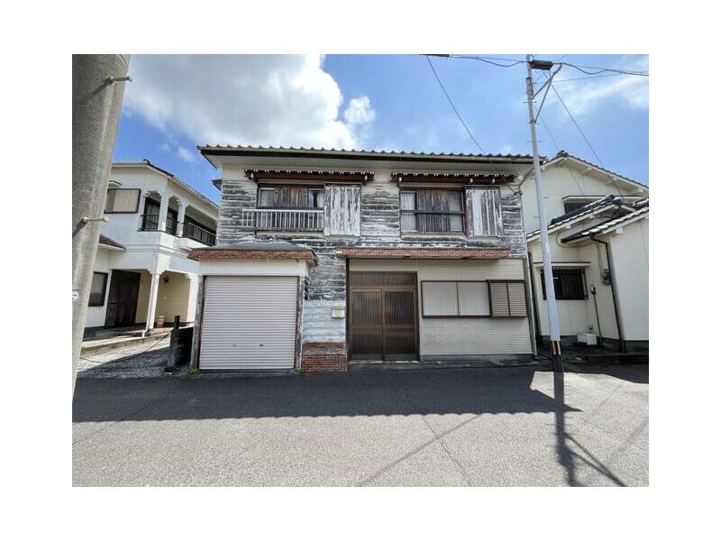 2F 7DK

1,000,000 yen