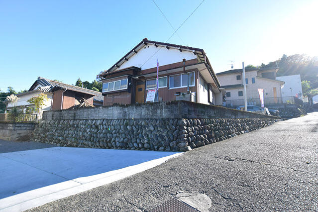 アットホーム】南足柄市の土地探し 「古家ありの土地特集」｜売