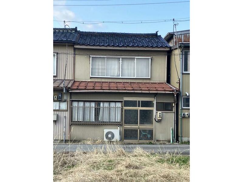 Takaoka City, Kitajima Matsubara Town (Takaoka Yabunami Station) 2-story 5K