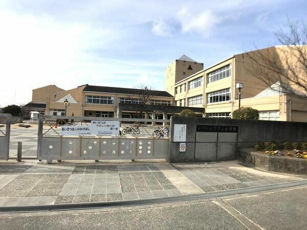 アットホーム 三田市 けやき台３丁目 ウッディタウン中央駅 2階建 ３ｓｌｄｋ 三田市の中古一戸建て 提供元 三井のリハウス川西池田センター 三井不動産リアルティ 株 一軒家 家の購入