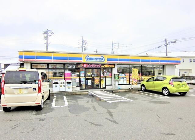 アットホーム 岐阜市 大菅北 西岐阜駅 3階建 ８ｄｋ 岐阜市の中古一戸建て 提供元 ハウスドゥ 岐阜東島店 株 グラホス 一軒家 家の購入