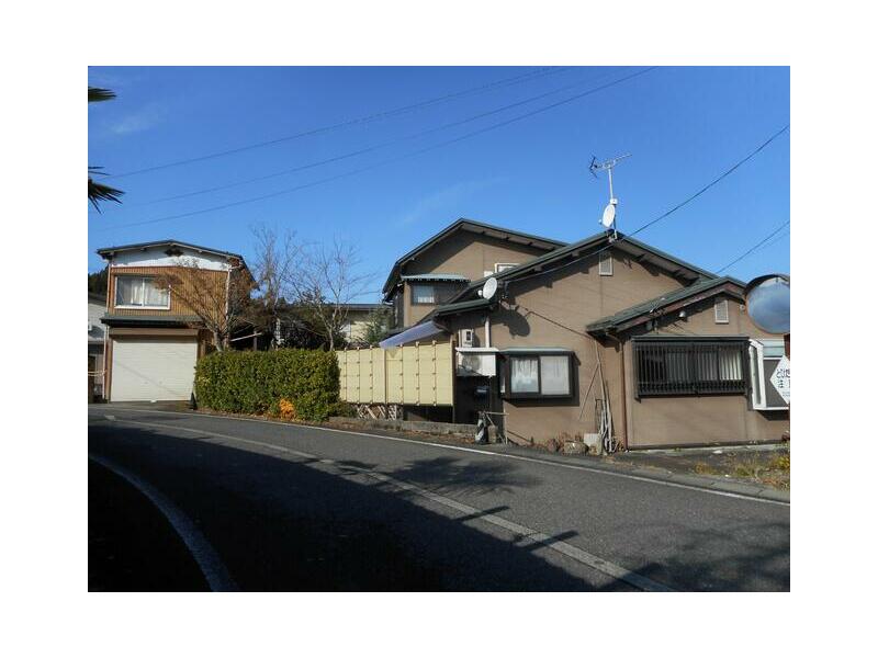 Tsugawa, Aga Town, Higashi-Kambara District (Tsugawa Station) 2-story 6LDK