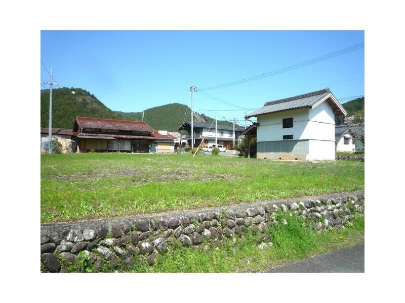 Kitashitara District, Toei Town, Oaza Nakashitara Aza Nishikaizu (Toei Station) Single-story building 9DK