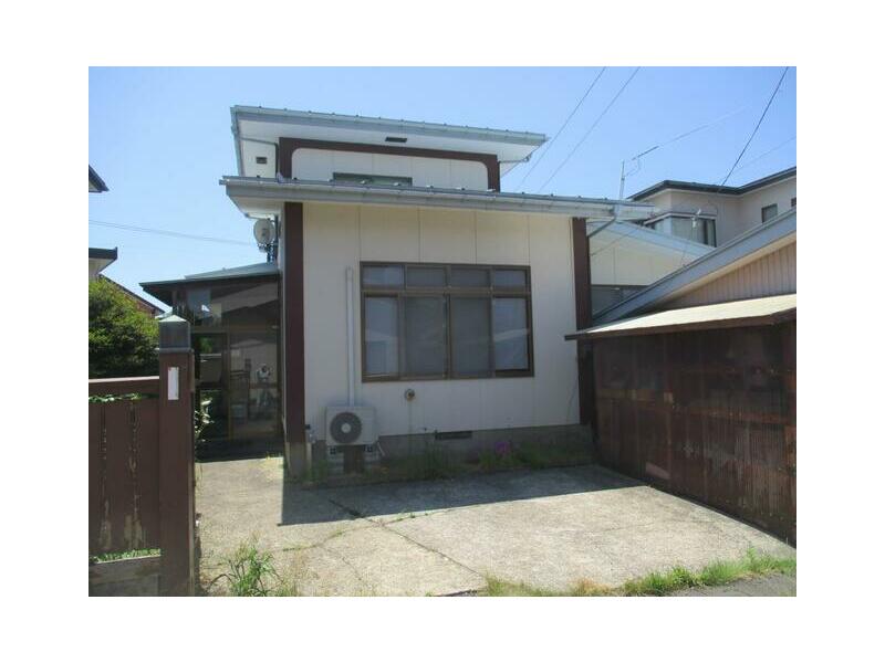 Akita City, Iijima Michihigashi 2-chome (Kami Iijima Station) 2-story building 5LDK
